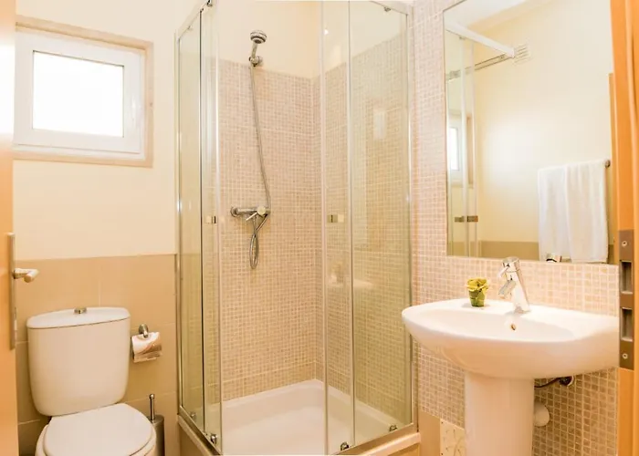 Apartment New !! Two Bedroom - Banda Musical Orange