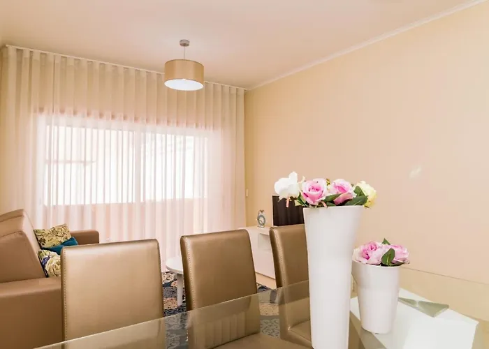 New !! Two Bedroom - Banda Musical Orange