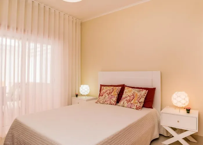 New !! Two Bedroom - Banda Musical Orange Apartment