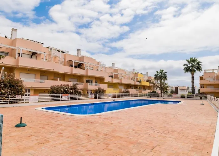 Apartment New !! Two Bedroom - Banda Musical Orange *