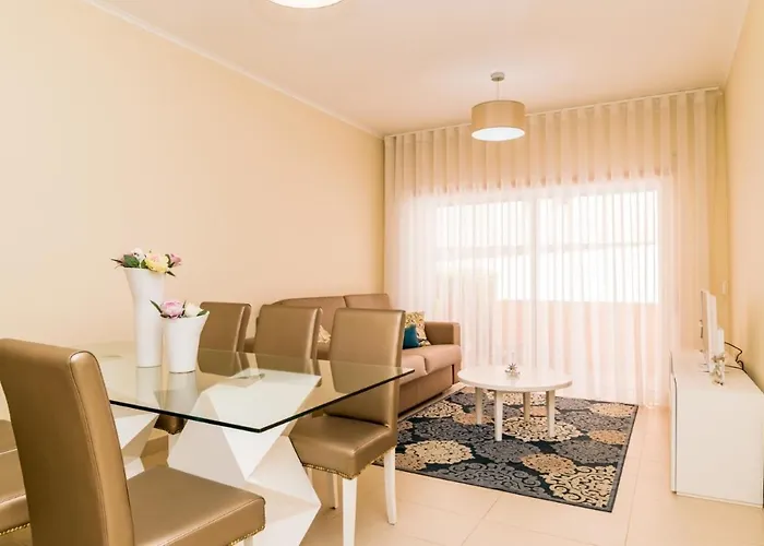 New !! Two Bedroom - Banda Musical Orange *