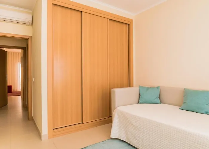 Apartment New !! Two Bedroom - Banda Musical Orange